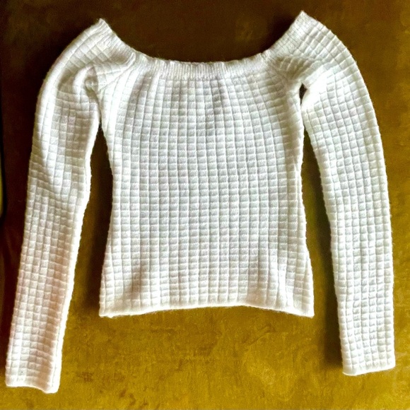 Pretty Little Thing soft, off the shoulder sweater, grid weave, stretchy, cream - Picture 1 of 5